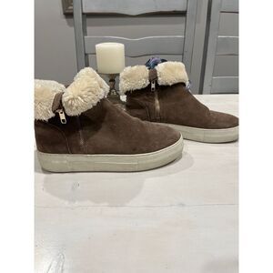 J SLIDES faux fur lined rubber sole high top zipper side slip‎ on shoes Size 8